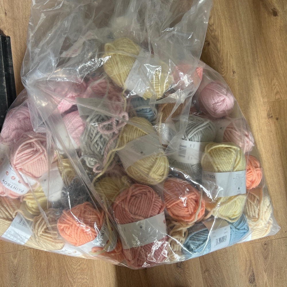 Lot of wool/acrylic yarn